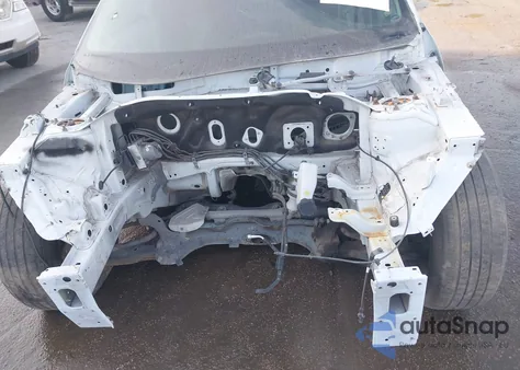 2017 Hyundai Veloster из США, поврежденный, VIN KMHTC6AD2HU312538